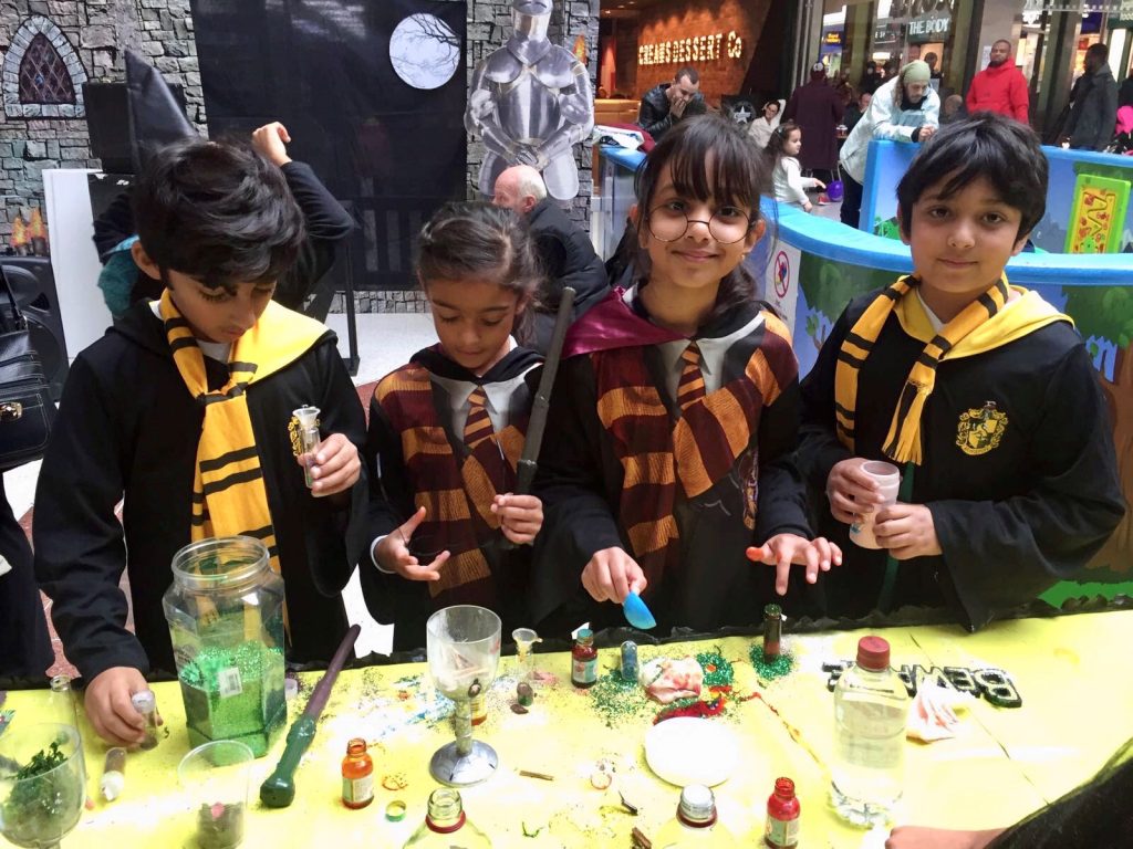 Children dressed as Harry Potter