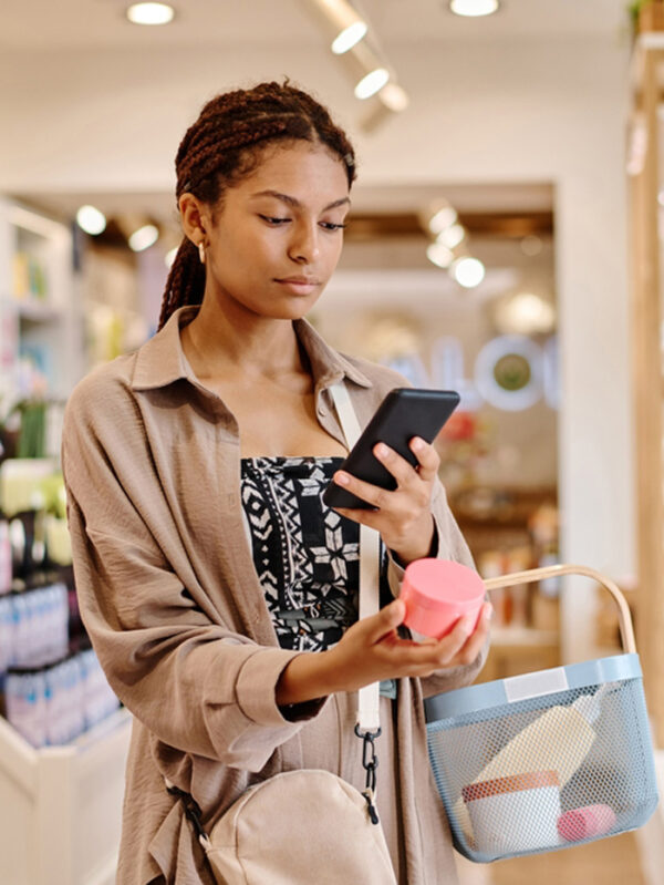 Digital Collaboration: How To Boost Your Shopping Centre’s Online Presence